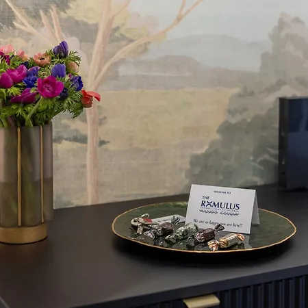 The Romulus Apartamento *