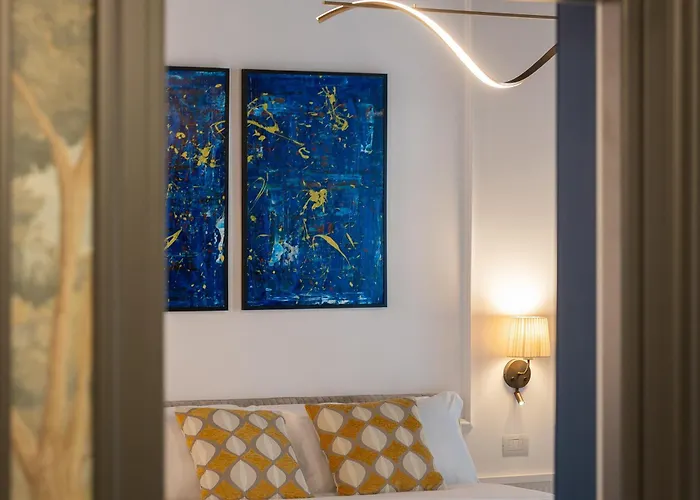 The Romulus Apartment Rom